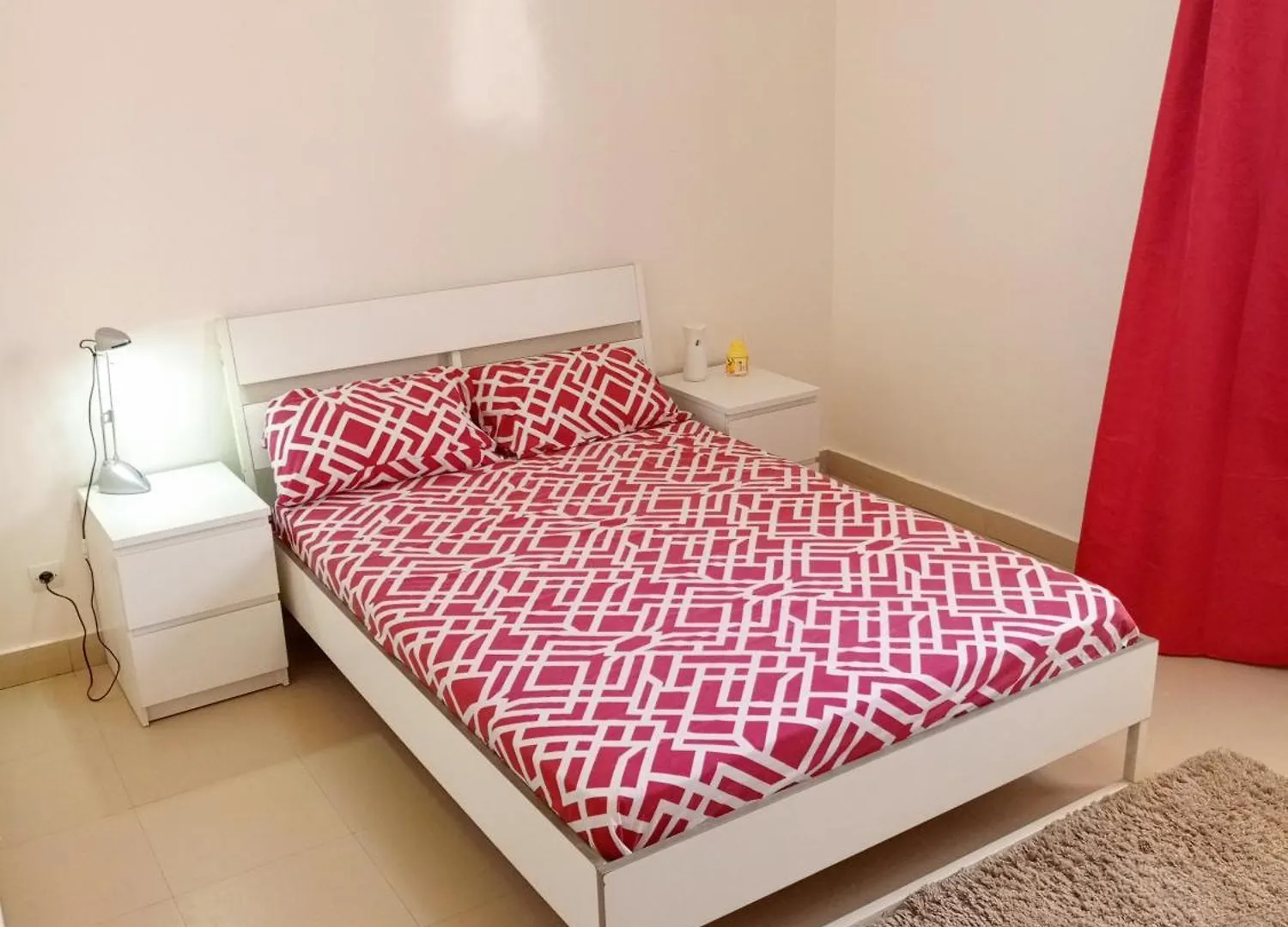 Bel Studio De Luxe A Thies Senegal